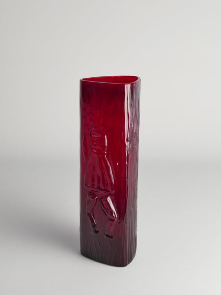 Scandinavian Modern Red Devil Triangular Glass Vase by Christer Sjögren for Lindshammar 1960s