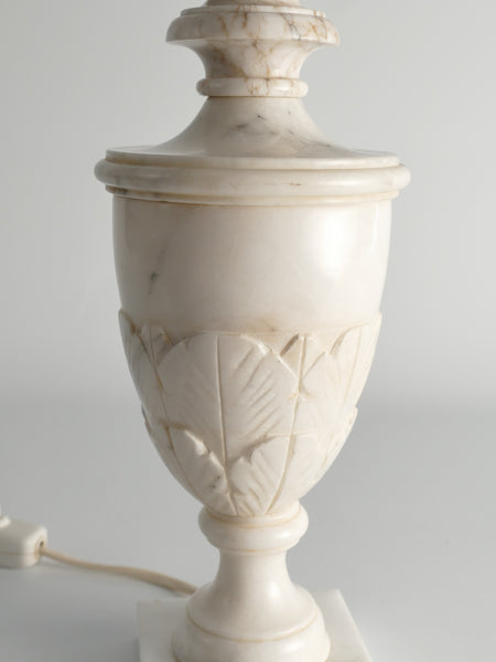 Neoclassical White Florentine Alabaster Table Lamp with Leaf Relief, Italy