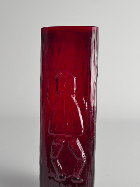 Scandinavian Modern Red Devil Triangular Glass Vase by Christer Sjögren for Lindshammar 1960s