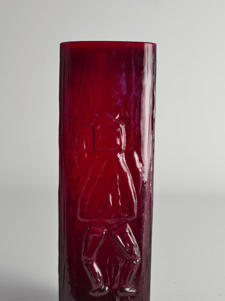 Scandinavian Modern Red Devil Triangular Glass Vase by Christer Sjögren for Lindshammar 1960s